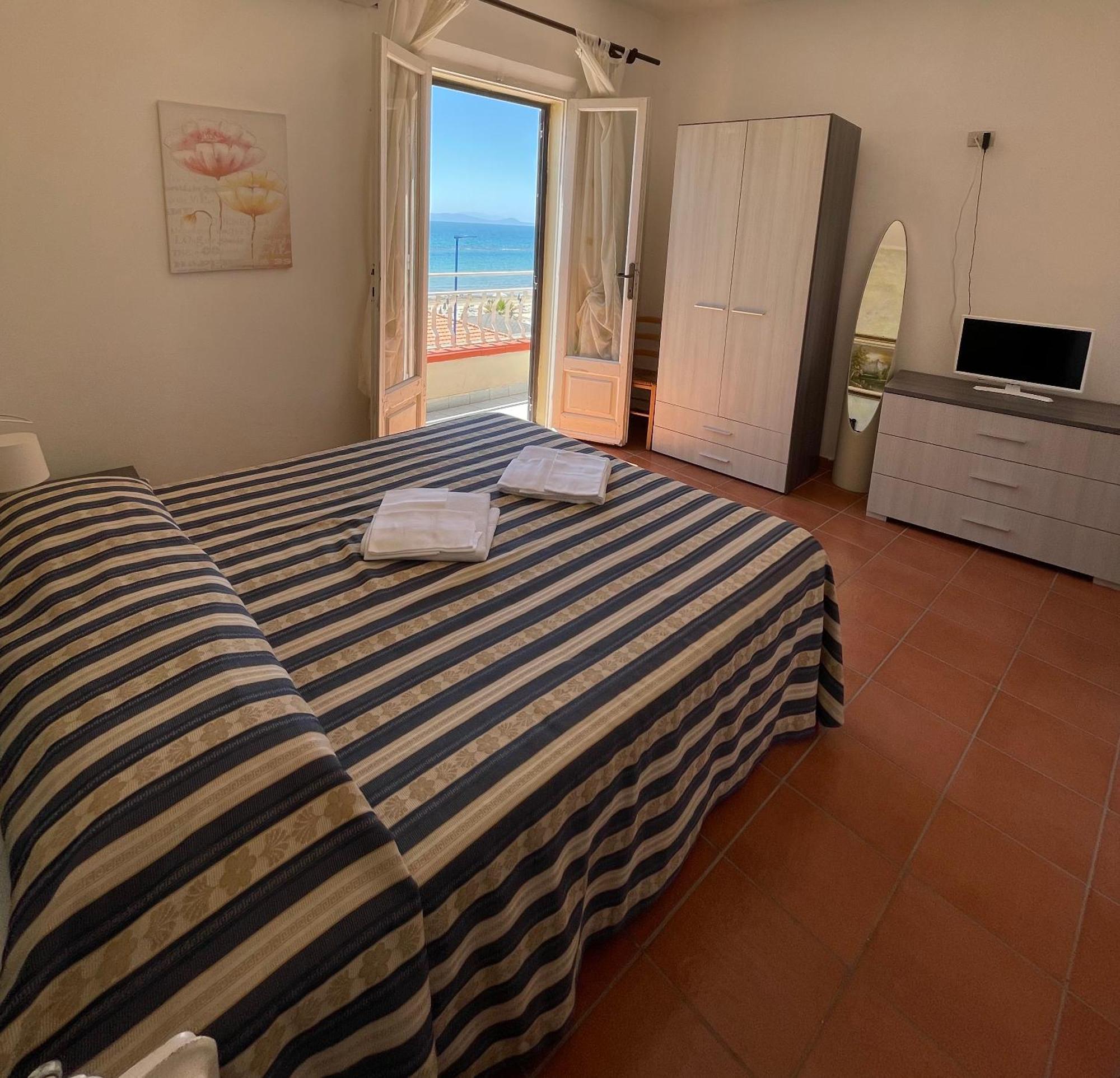 Hotel Eden Follonica Eksteriør bilde